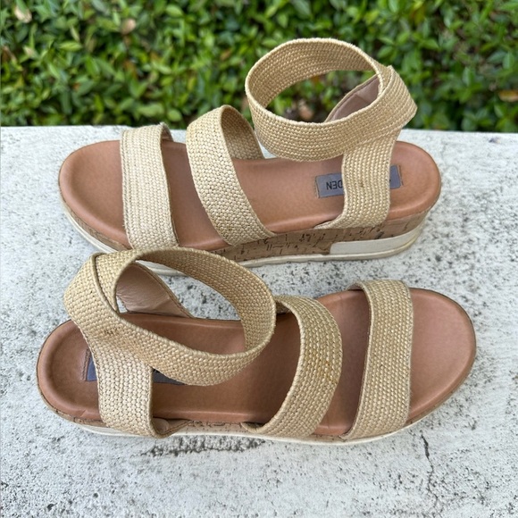 Steve Madden "Bandi" platform wedge sandal size 7.5M - Picture 3 of 7